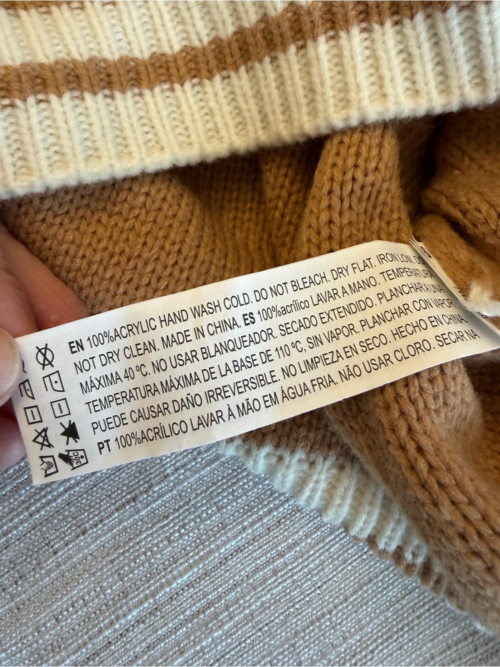 Forever 21 Camel and Cream Varsity Cropped Sweater Medium Light Academia Preppy - Picture 6 of 10